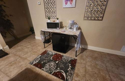 Private Pet-Friendly 2BR Suite with Movie Theater & Pond View and Access - Foto 16