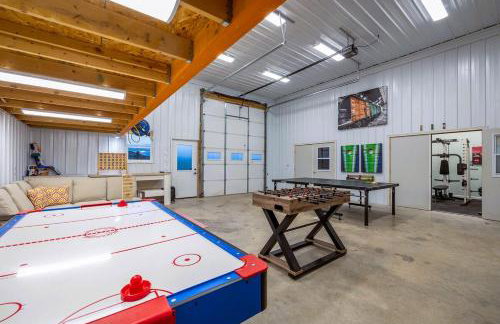 Black Hills Barndo-Hot Tub & Massage Chair - Foto 5