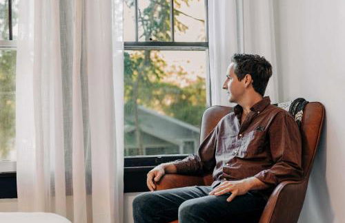 Sanctuary on 3rd - Walk to UF , Parking , Grill - Photo 50