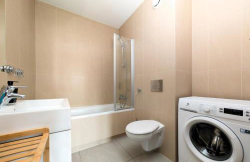 Wrocław Główny Comfort Apartment by BookingHost - Photo 15