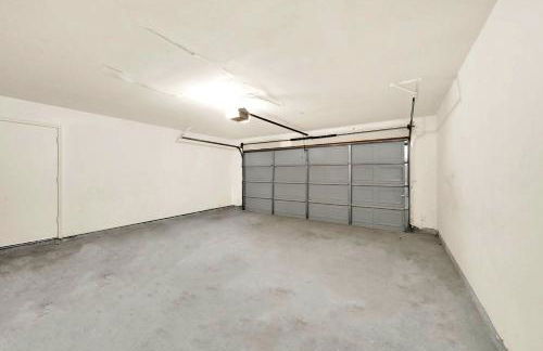 Downtown 3BR Near NRG Stadium - Photo 3