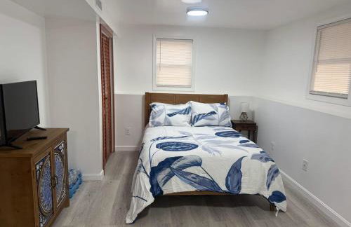 Hyannis Hideaway in Cape Cod - Photo 19