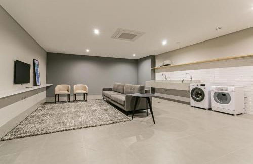 Studios Tower by Viva - Prédio com piscina e estacionamento no centro de Floripa - Photo 32