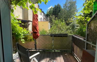 Duisburg FeelHome, Flughafen nah,3-Schlafzimmer, Dusche ebenerdig, Zentral, WiFi, Ground Floor - Foto 1