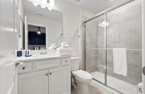 10 BR Home, Themed Rooms, Private Pool, in New Windsor Cay Resort - Foto 62