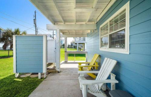 Beach Home with Cowboy Pool, Big Deck and Ocean View - Photo 32