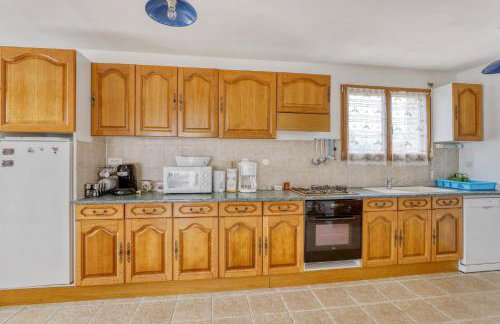 Charmante Maison en Campagne près de Nevez avec Jardin Clôturé - Foto 13