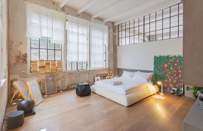 Design Loft With Private Parking by Rent all Como - Photo 1
