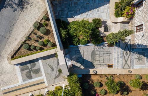 Mare Monte Luxury Suites - Photo 61