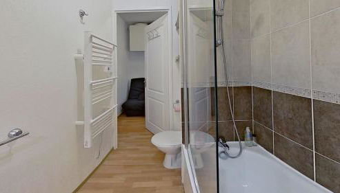 Studio tout équipé, piscine chauffée, départ skis aux pieds - Foto 3