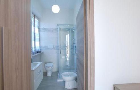 2 Bedroom Beautiful Home In Corridonia - Foto 27