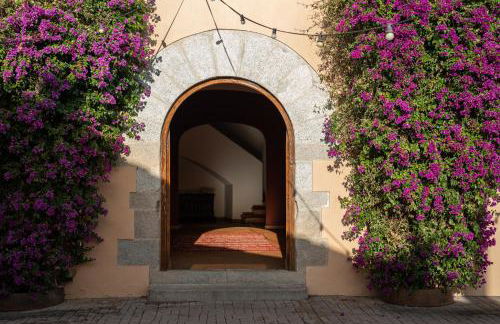 Mas Vives, exclusiva masía del siglo XV - Foto 2