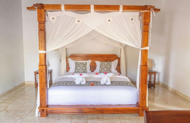 Villa Sari Bumi Menjangan - Photo 11