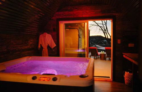 Hilltop Lakeview Hideaway- 2BR 2BATH with romantic sunsets - Foto 20