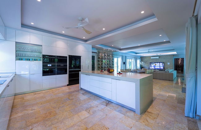 6BR Luxury Tropical Pool Villa PH125 - Foto 32