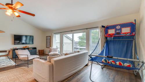 Walk to Lake Conroe Family-Friendly Getaway! - Foto 5