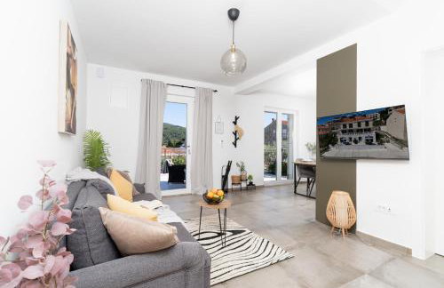 Honoris Apartment - Brand new - Private parking - 90 m from the beach- Terrace - Foto 1