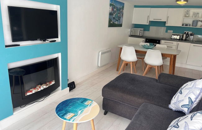 Sea View - 1min to Beach - Dog Friendly - 4 Guests - Foto 7