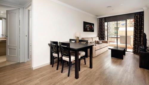 Apartaments-Hotel Hispanos 7 Suiza - Photo 5