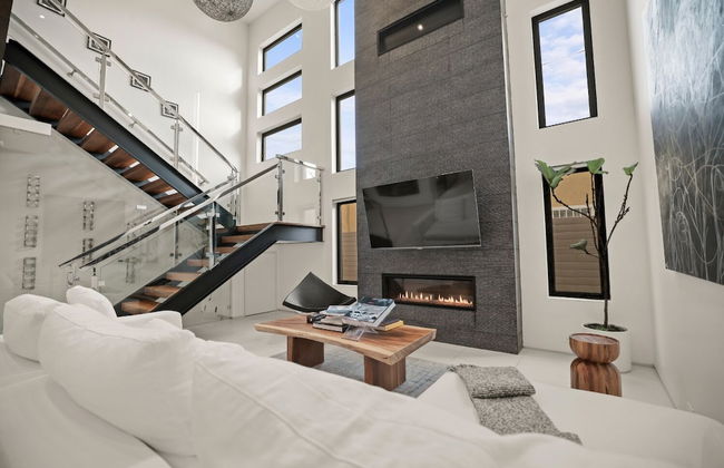 Crescent Heights - Photo 10