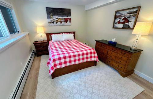 R8 Luxury Bretton Woods Ski-In Ski-out townhome next to beginner ski area w fast wifi and keyless entry - Foto 78