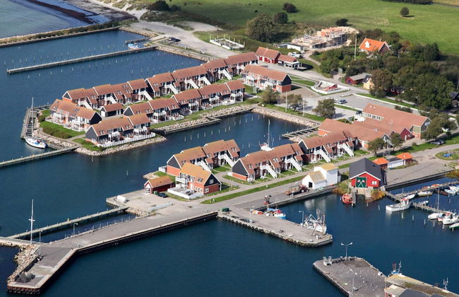 6 Person Holiday Home on a Holiday Park in Borre - Photo 1