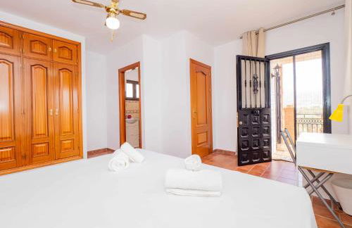 Villa Blanca Málaga - Private Villa - Heated Pool - Photo 38