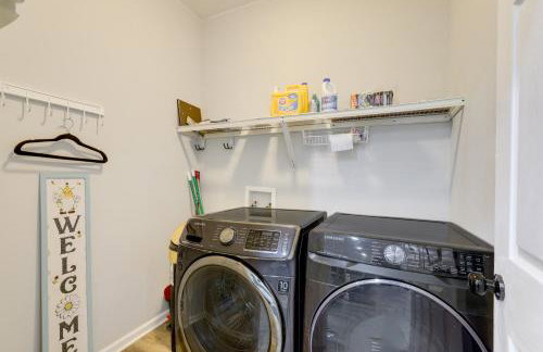 Ideal World Cup Base 2 Mi to Stadium and Dtwn ATL! - Photo 14