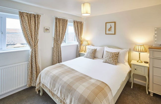 Host Stay Willow Cottage - Photo 1