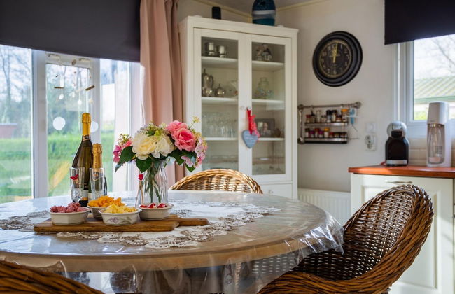 Chalet Near De Braakman Nature Reserve - Foto 21