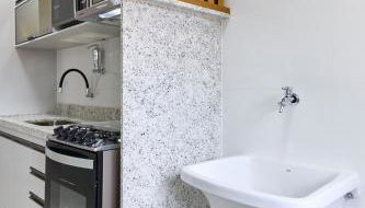 Apartamento espaçoso com ar condicionado e Wi-fi, a 100 metros da praia - Edifício Estoril - Foto 4