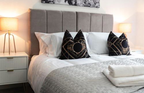 Elegant Apartments in Staines l Free Onsite Parking - Foto 24