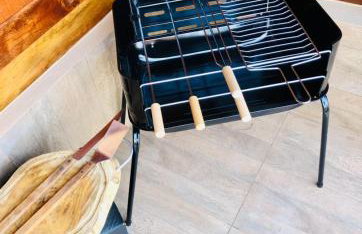 Chalé Na coruja e Chalé Encanto com BANHEIRA com AQUECEDOR e hidromassagem 7,5km centro Águas com COM CAFÉ, internet Starlink - Foto 40