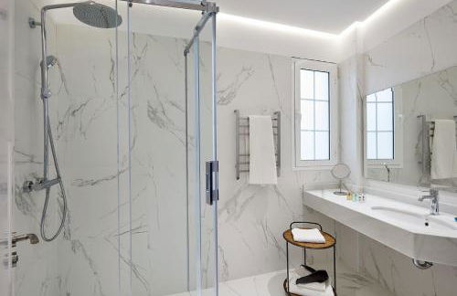 Lodgingmalaga Plaza de la Constitución - Photo 70