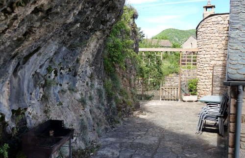 Gites Castel de Cantobre - Le Griffon - Photo 23