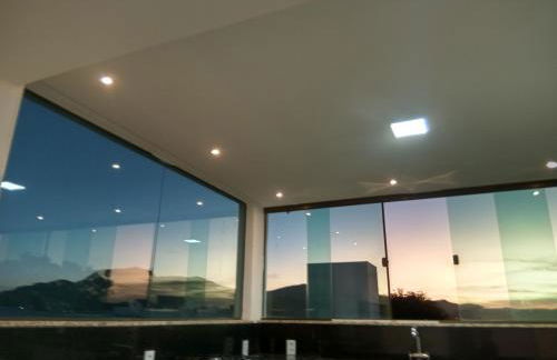 RECANTO BRENDA - Casa Luxo Capitólio com Vista pro lago, Escarpas e MorroChapeu - Foto 10