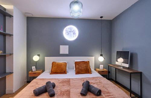 LE LUXURY LOFT - CENTER l DECEMBER MAR-KET l EUROPEAN PARLIAMENT l PARKING l NETFLIX - SPACIOUS & UNIQUE - LE LUXURY LOFT - CENTRE l MARCHÉ DE NOËL l PARLEMENT EUROPÉEN l PARKING l NETFLIX - SPACIEUX & UNIQUE - Foto 22