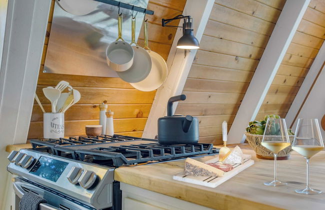 A-frame Retreat Chic and Modern Forest Views, Hammock, Outdoor Dining, Decks - Foto 18