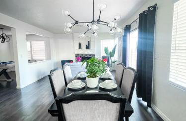 VEGAS GEM 4BDR KING BED Wifi GARAGE PRKNG - Foto 19