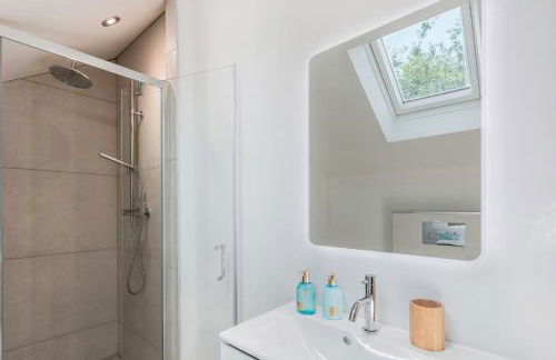 Greenwood House - Photo 15