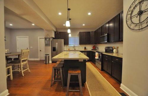 Housepitality - Franklinton Farmhouse- 4 Bedrooms - Foto 7