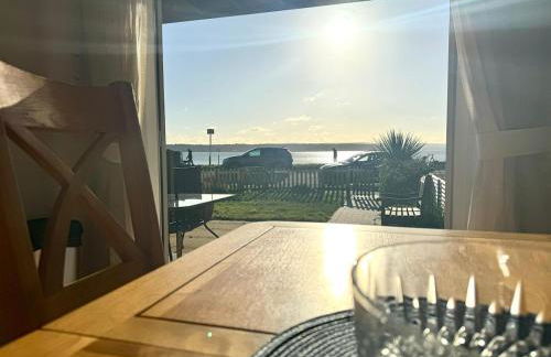 Poole Harbour View - Photo 17