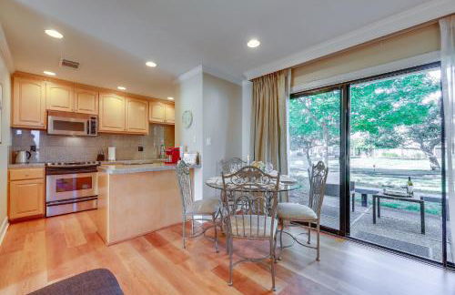 Serene Napa Retreat with Pool Access and Patio! - Foto 8