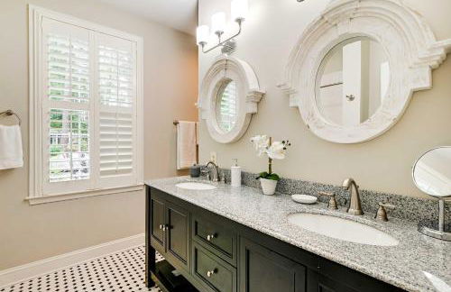 Charming Cottage Near Golf Courses and Marsh Walk! - Foto 17