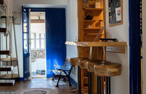 Charmingly Renovated Village House in Sintra, Penedo - Photo 37