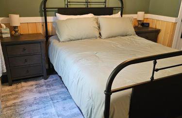 Adirondack Private Cabin New Construction - Foto 13