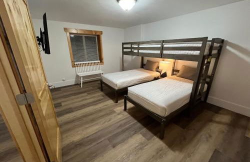 Spacious Modern Home with Game Room - Foto 20