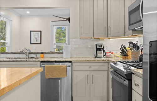 The Glarum House - Gorgeous Historic Home & AC! - Foto 18