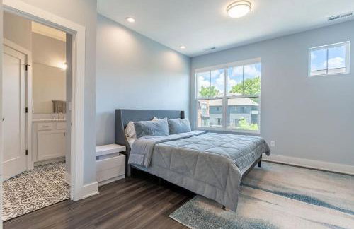 Lux Home 5 mins to Grand Park with Private Garage-Family Friendly - Foto 31