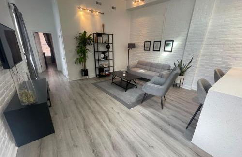 Vibe Central - Chic Shockoe 1BR - Foto 7